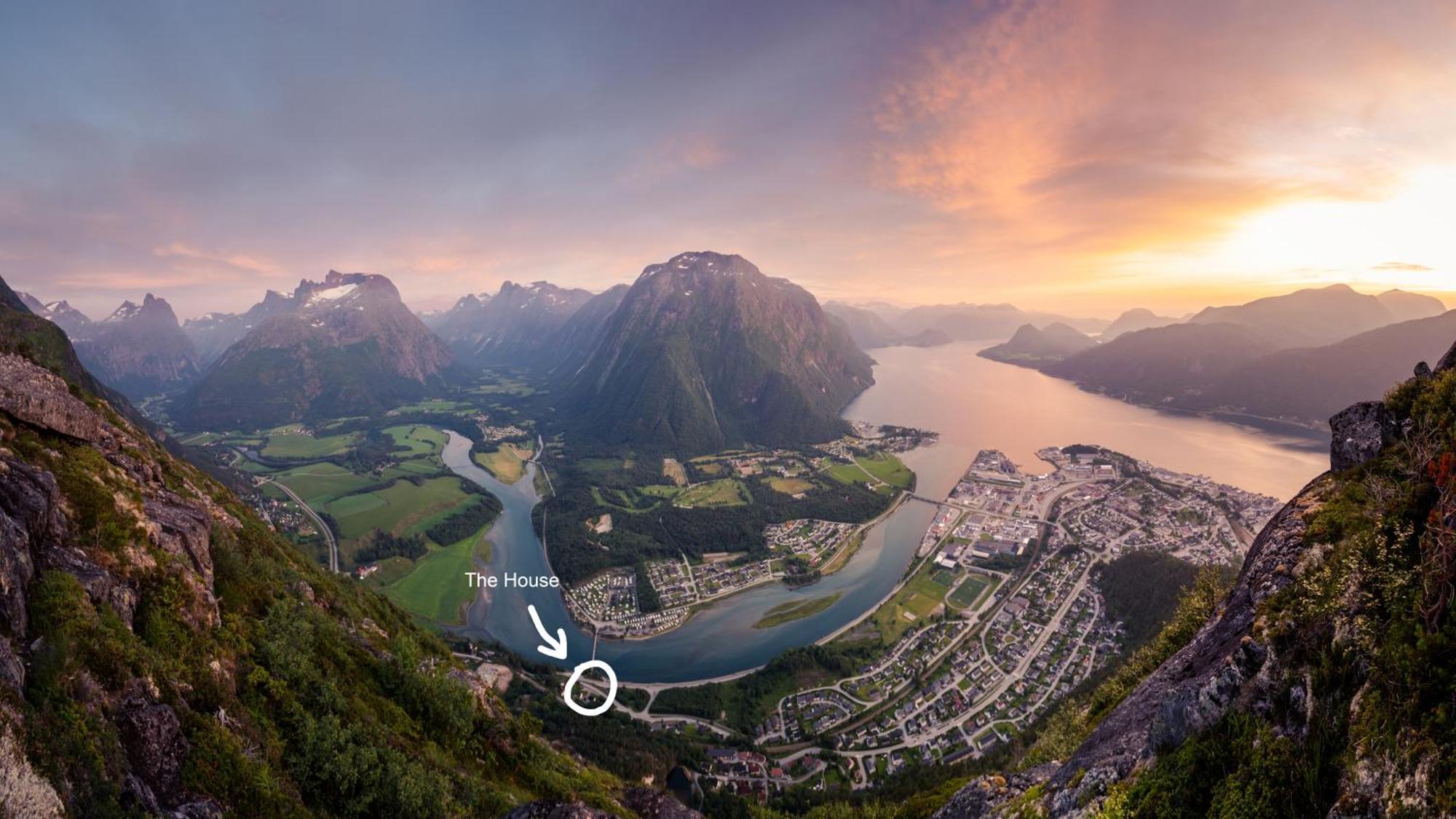Villa Vertical - Room Skorgedalen Åndalsnes エクステリア 写真