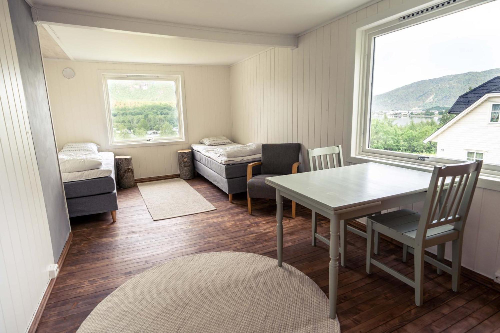 Villa Vertical - Room Skorgedalen Åndalsnes エクステリア 写真